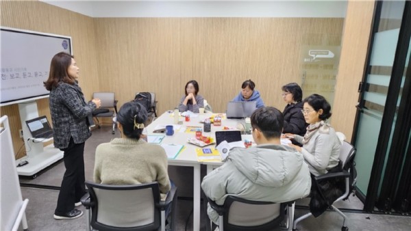 (광명2)광명시 공익활동지원센터는 지난 15일 공익활동 홍보기자단 ‘공익홀씨단’ 역량 강화 2차 교육을 실시했다.jpg